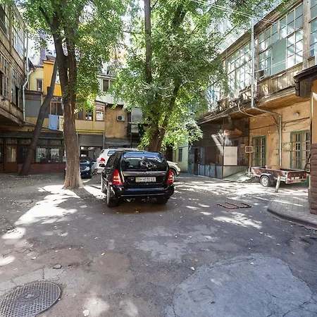 Goodrest On Deribasovskaya Apartment *